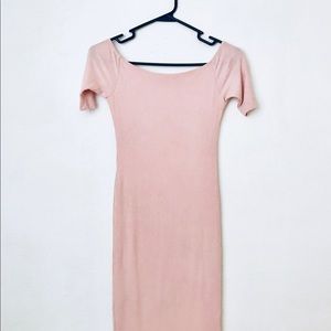 Off the shoulder light pink cotton midi dress